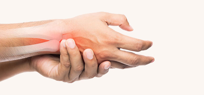 Patient with chronic wrist pain in need of Advanced Joint Pain Relief